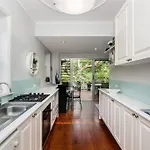 Holds - Beautiful Unit In Neutral Bay - Holdsworth St